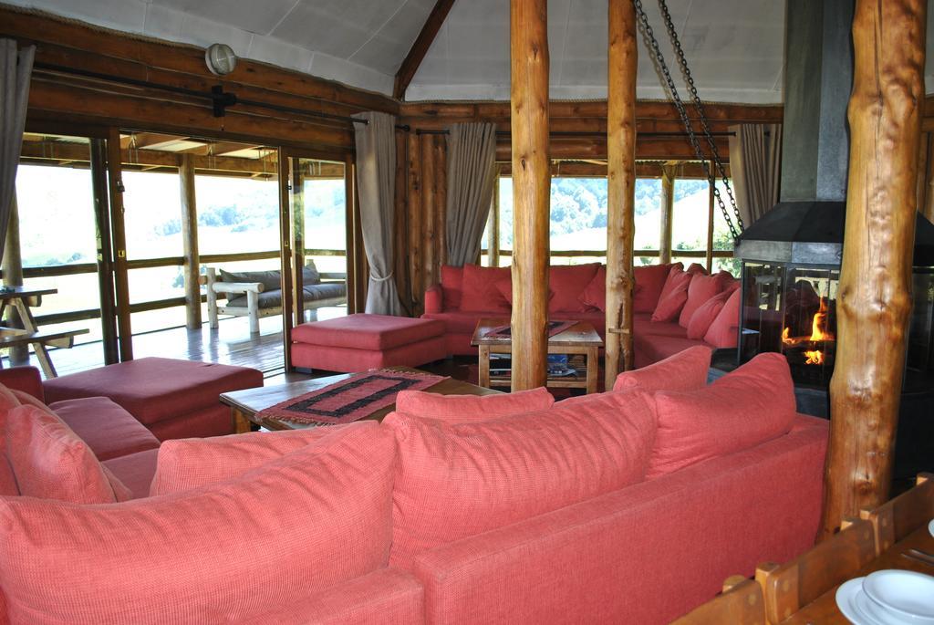 Greenfire Drakensberg Lodge Bonjaneni Buitenkant foto