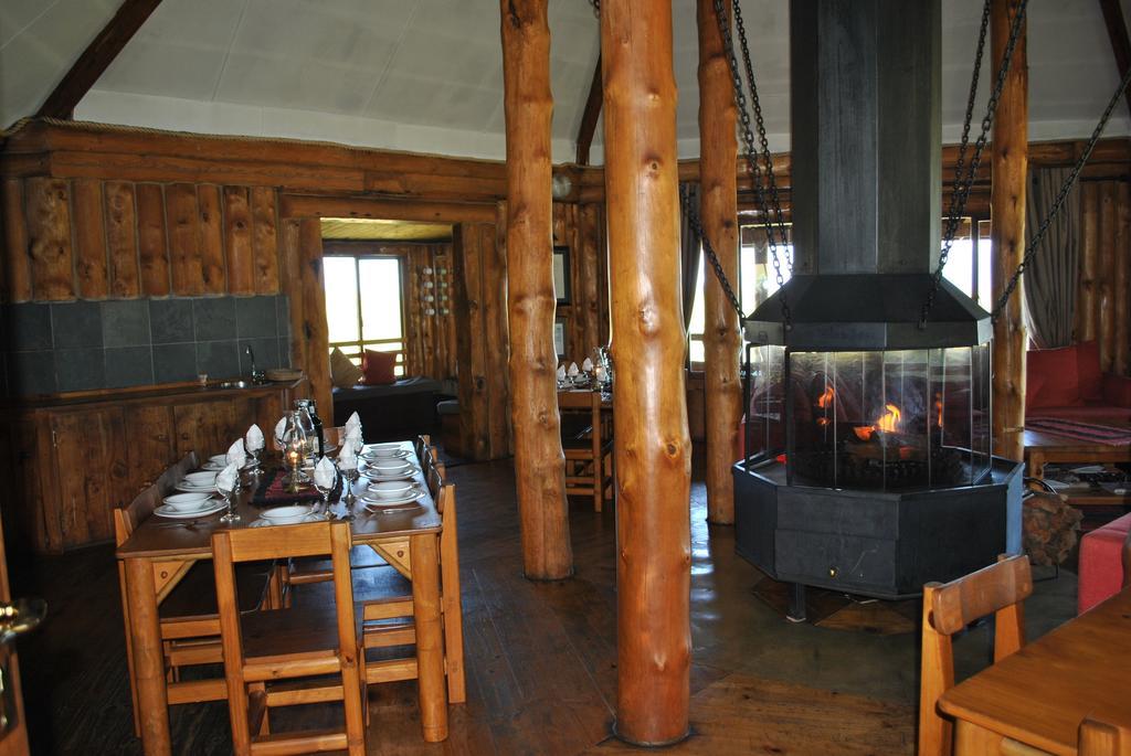 Greenfire Drakensberg Lodge Bonjaneni Buitenkant foto